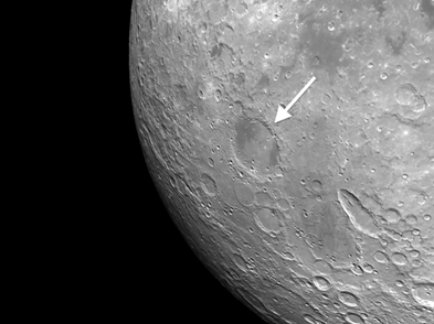 crater Schickard on the moon has stripes